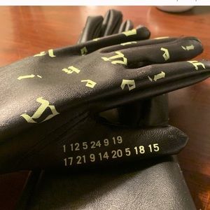 Rare Nike gloves